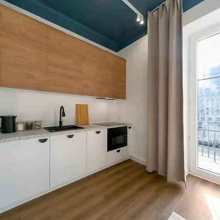 Concierge Golden Hour Apartment